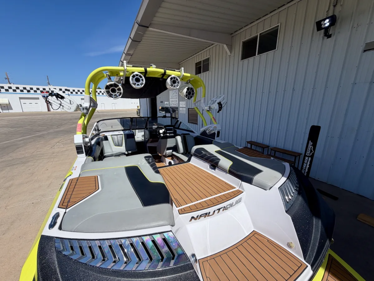 2014 Nautique G21