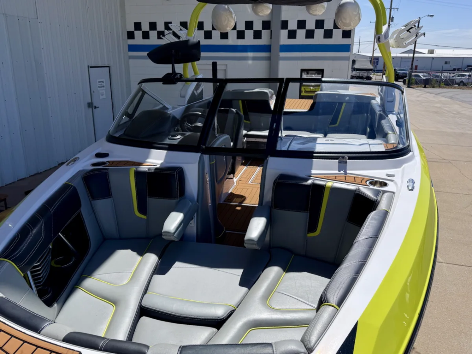 2014 Nautique G21