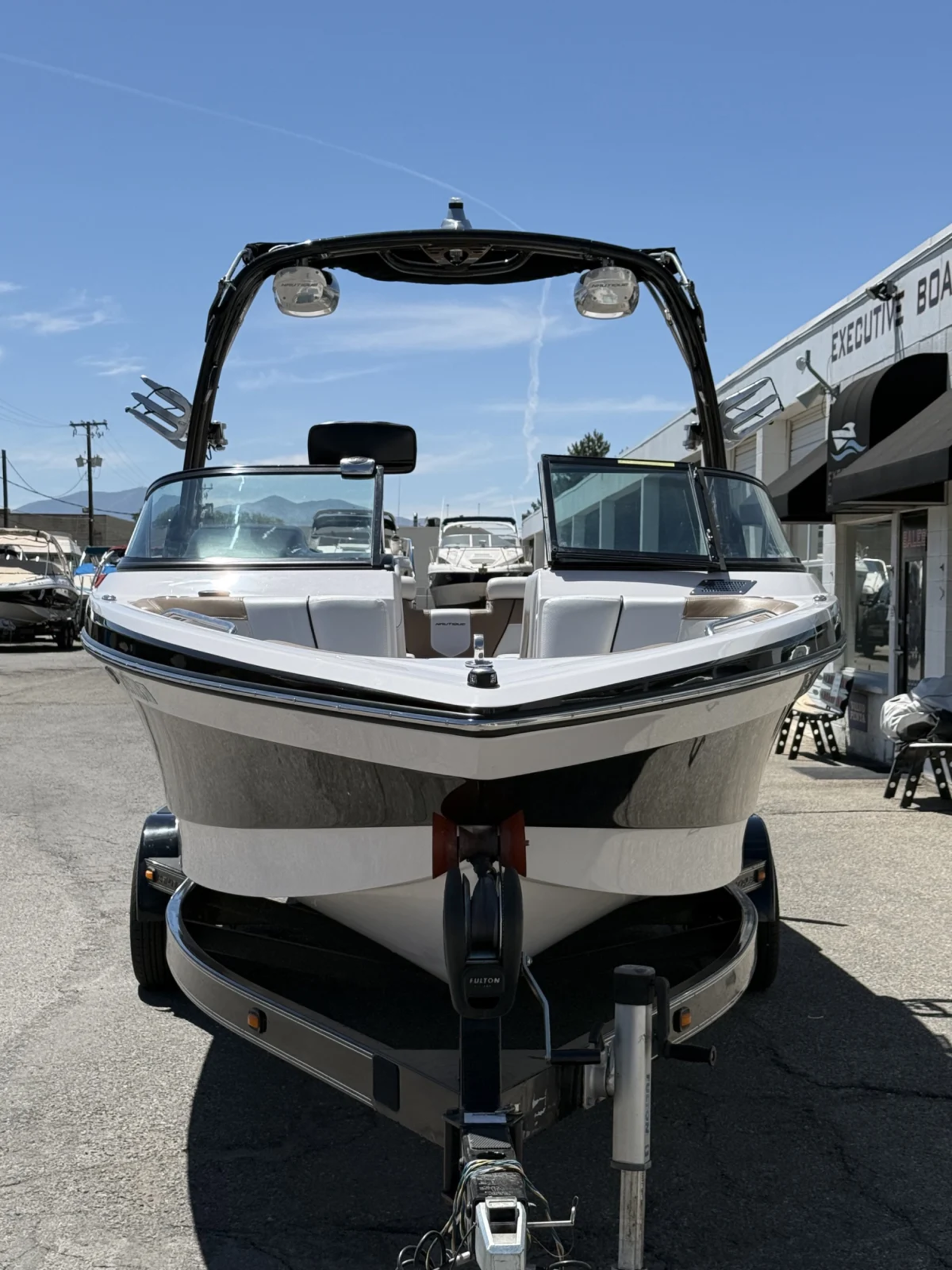 2012 23' Super Air Nautique 230 Team Bowrider