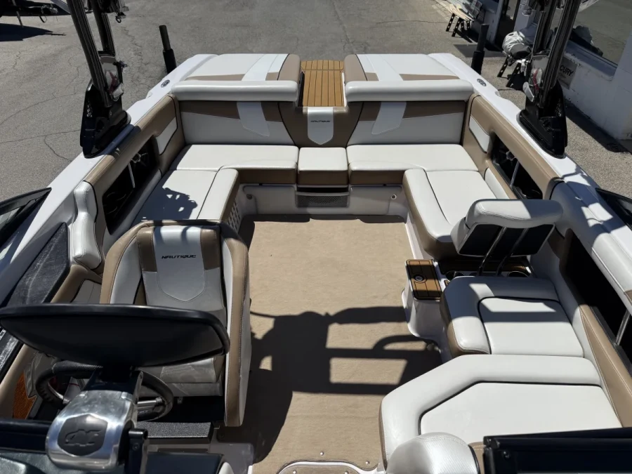 2012-nautique-super-air-nautique-230-139132-image8.webp