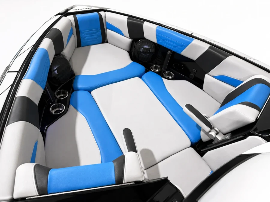 2022-malibu-wakesetter-25-lsv-139141-image9.webp