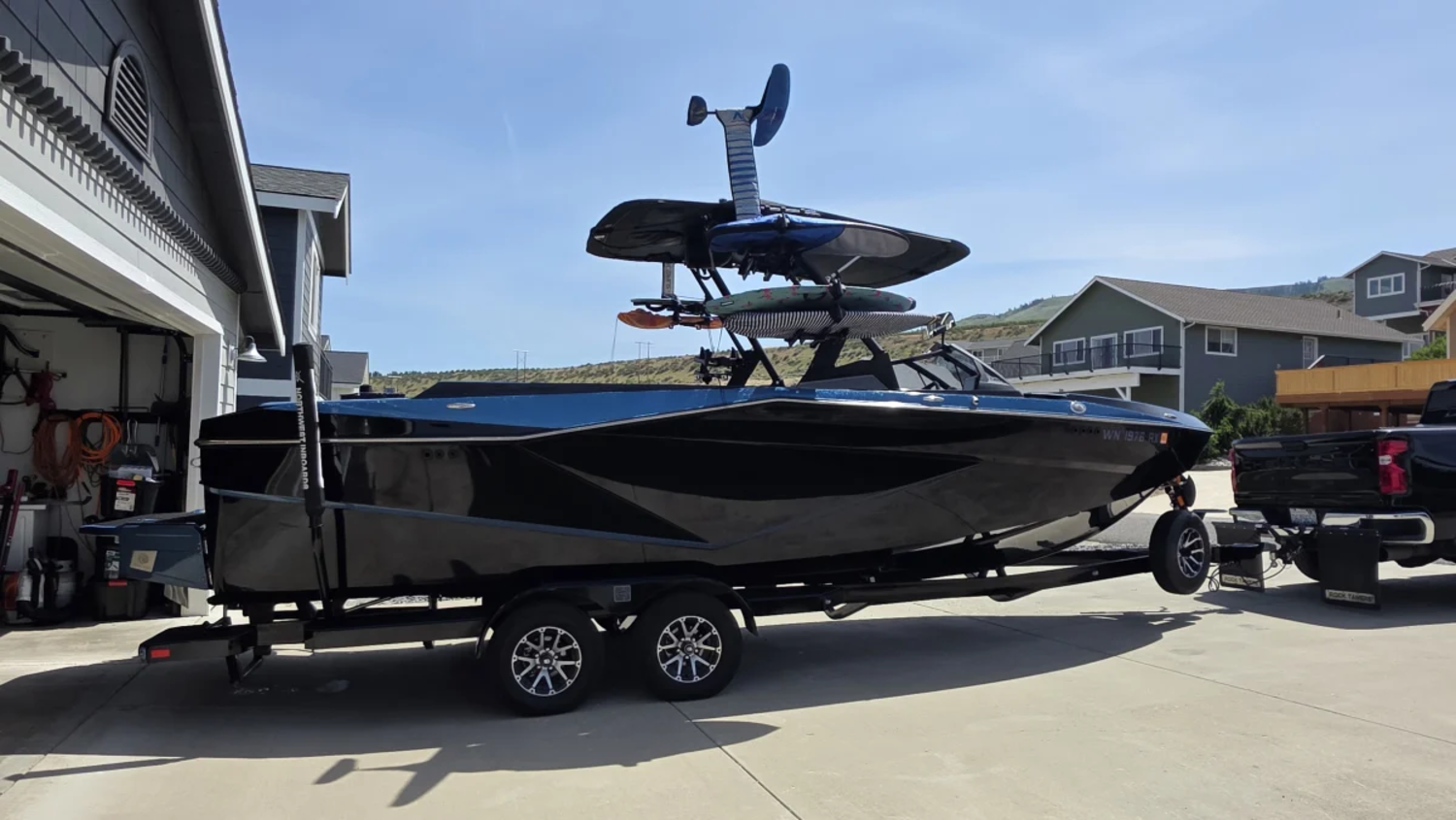 2024 AXIS T250