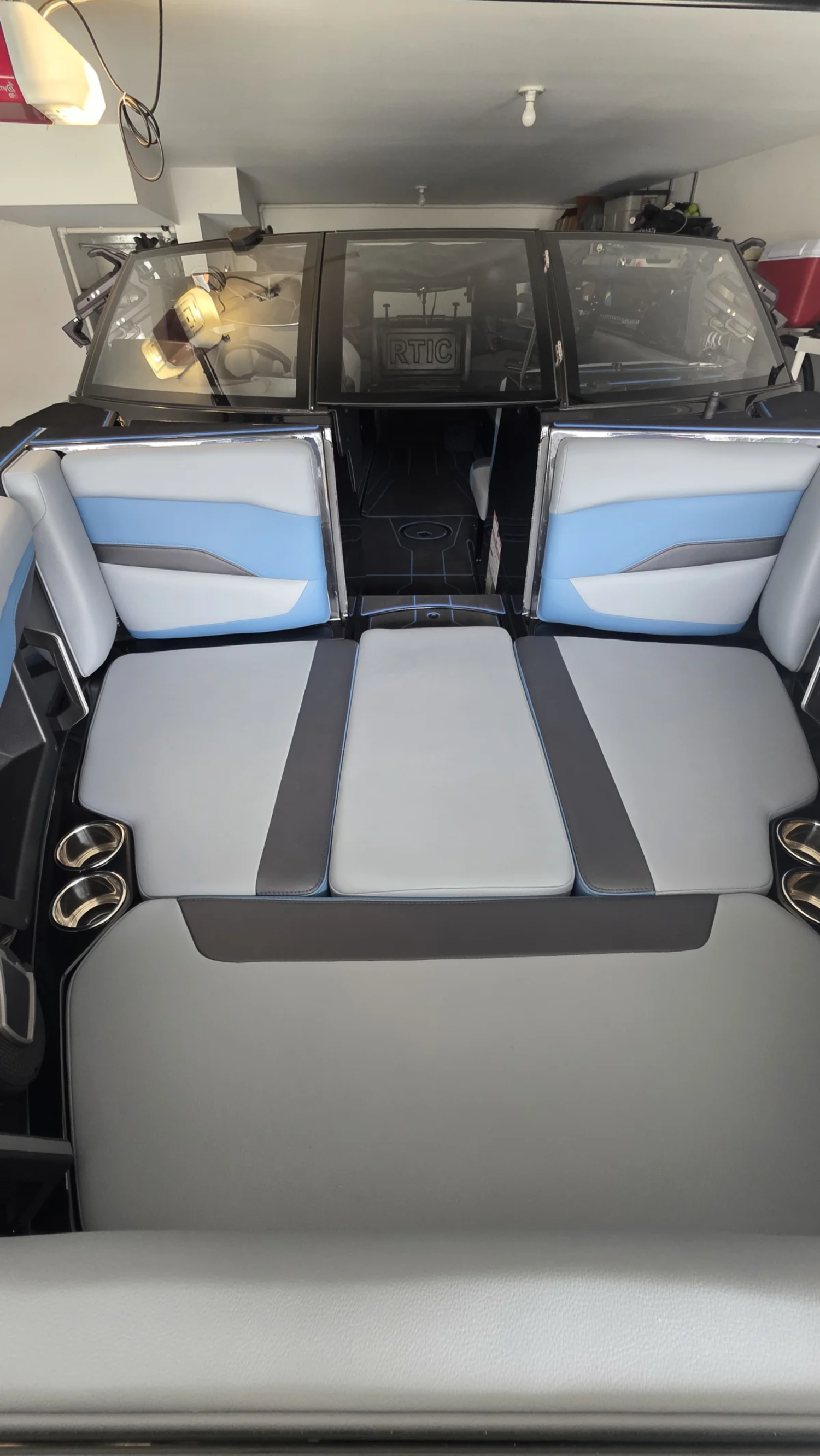 2024 AXIS T250