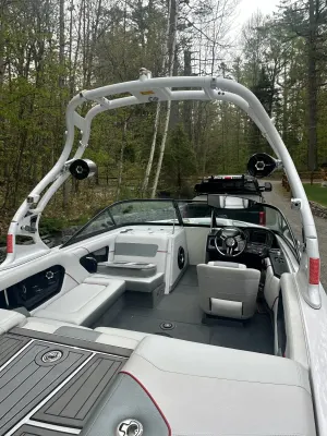 2012-nautique-sport-nautique-137898-image2.webp