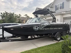 2009-nautique-super-air-nautique-210-137900-image0.webp