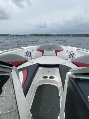 2010-mastercraft-x15-137913-image4.webp