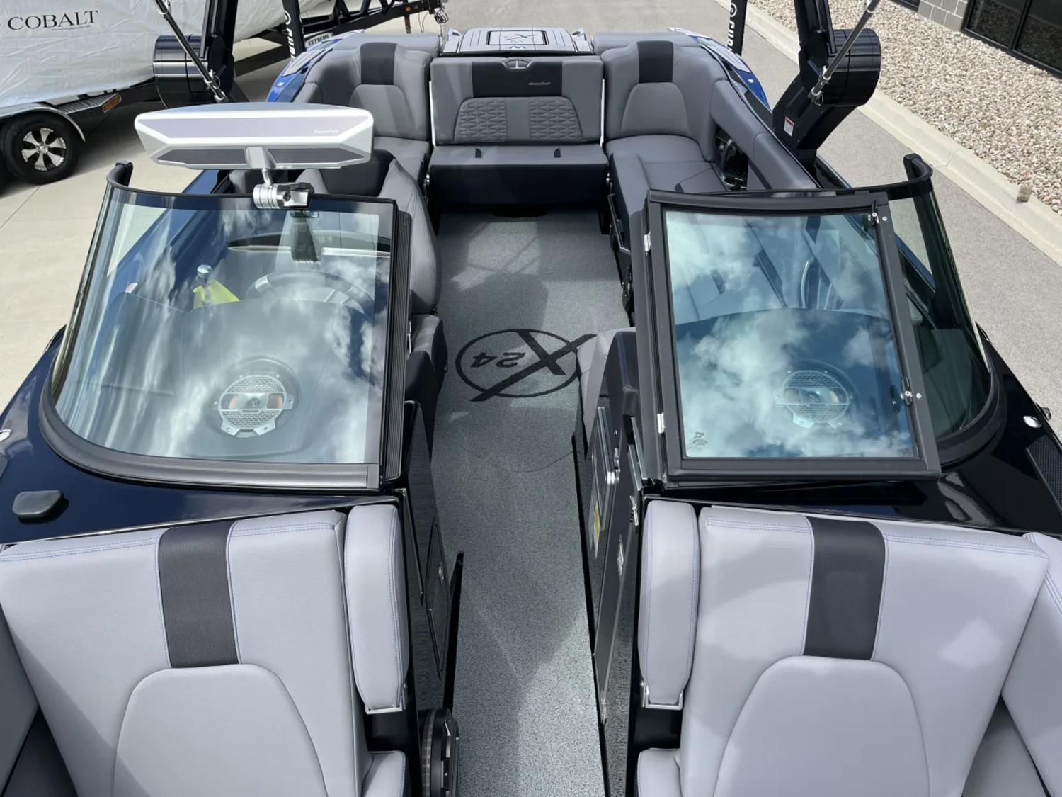 2022 MasterCraft X24