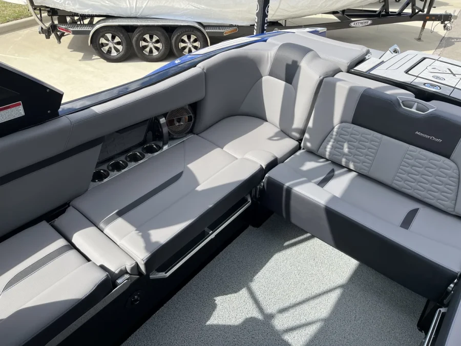 2022-mastercraft-x24-137920-image13.webp