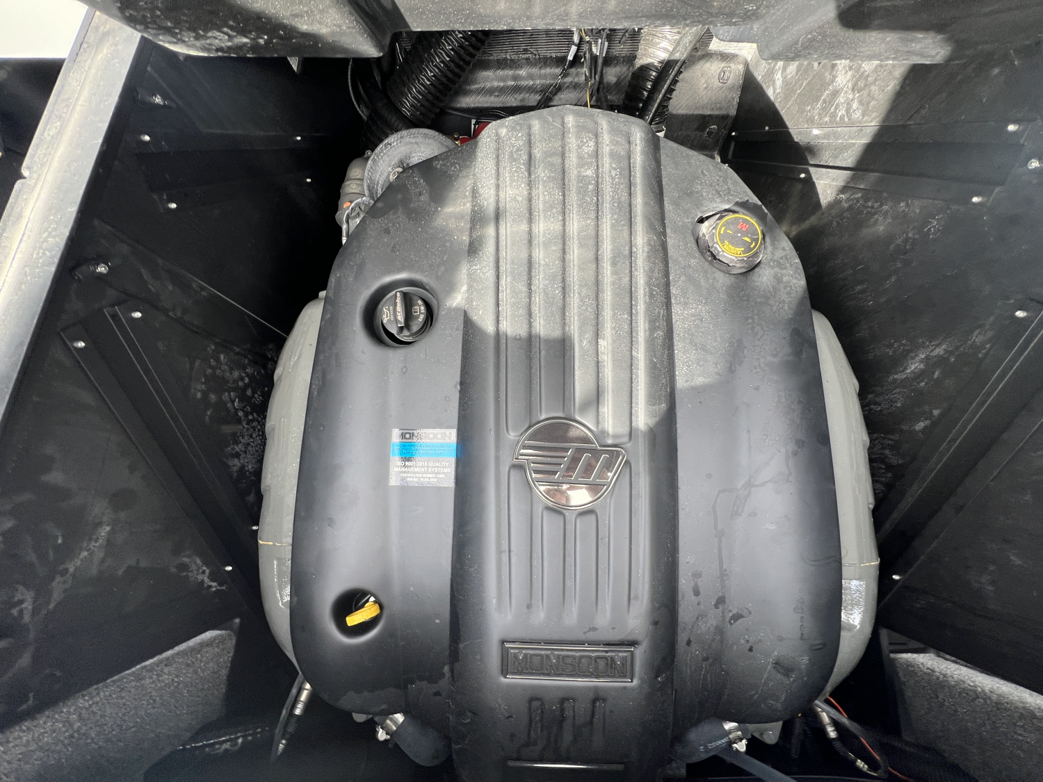 2025 Malibu 22 LSV