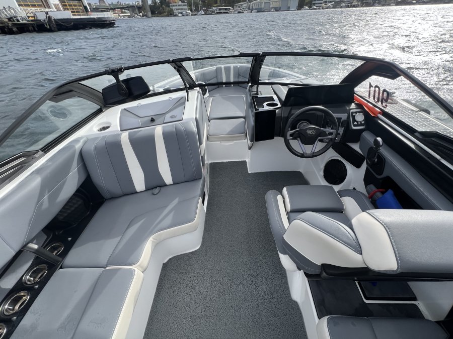 2025-malibu-wakesetter-22-lsv-137951-image2