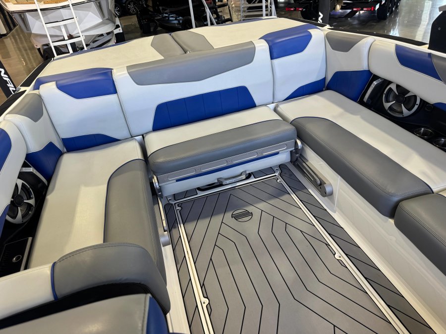 2019-malibu-wakesetter-23-lsv-137954-image16