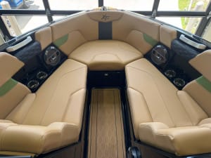 2022-mastercraft-xt23-137955-image19