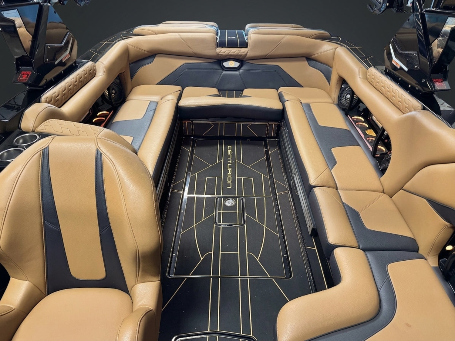 2026 Centurion Boats Ri245
