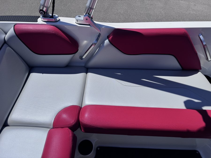 2015-mastercraft-nxt20-137968-image11
