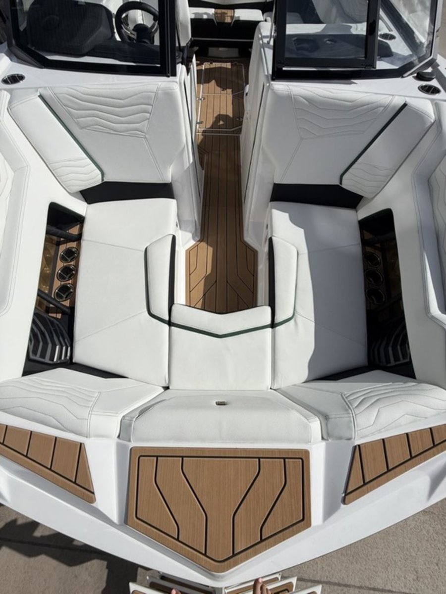 2026-nautique-g23-137970-image10