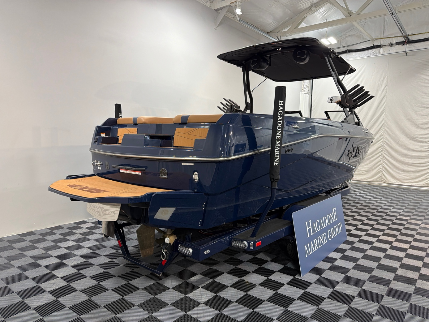 2026 Axis T250