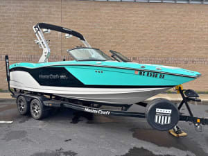2019-mastercraft-nxt22-137979-image1