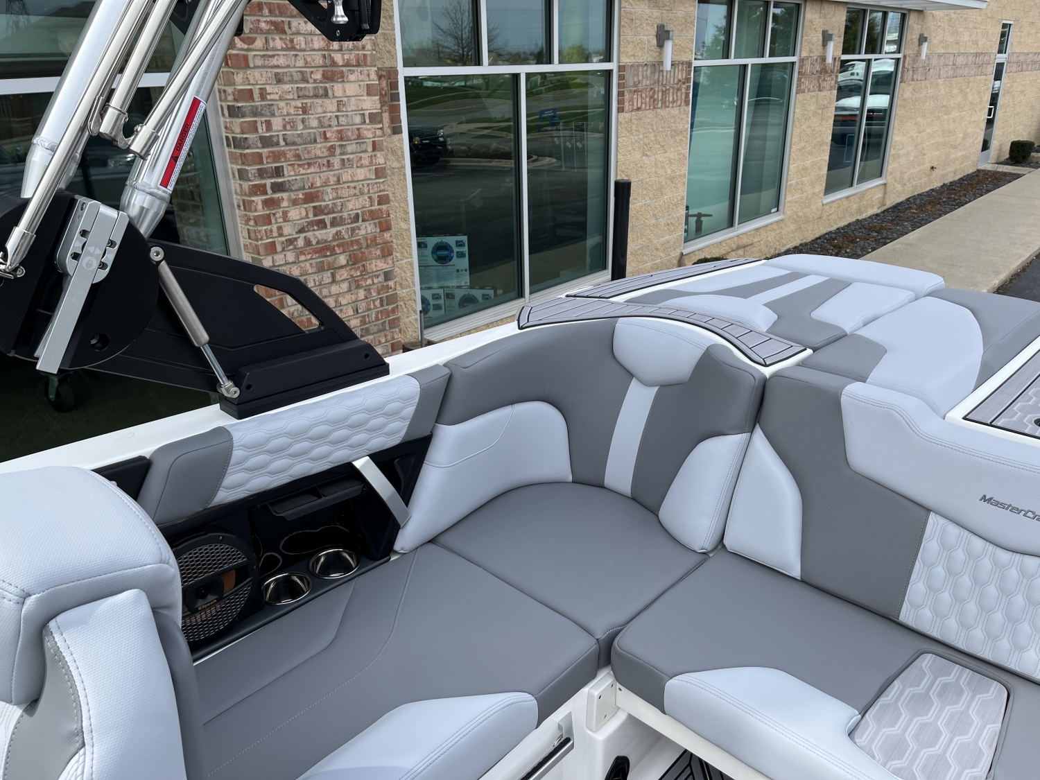 2023 MasterCraft XT20