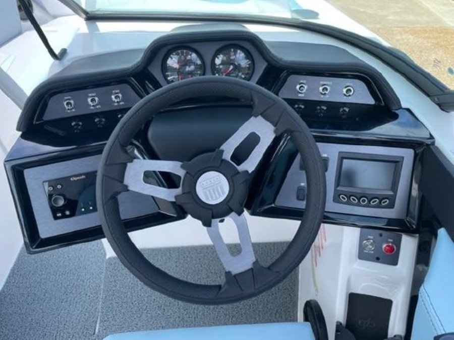 2023-mastercraft-nxt24-137981-image9