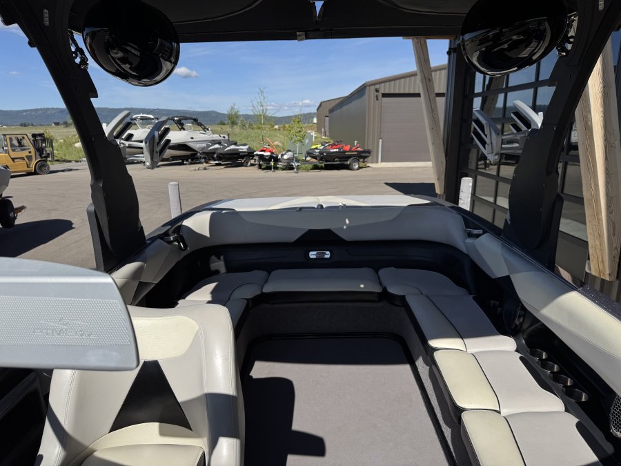 2015-malibu-wakesetter-23-lsv-137983-image12