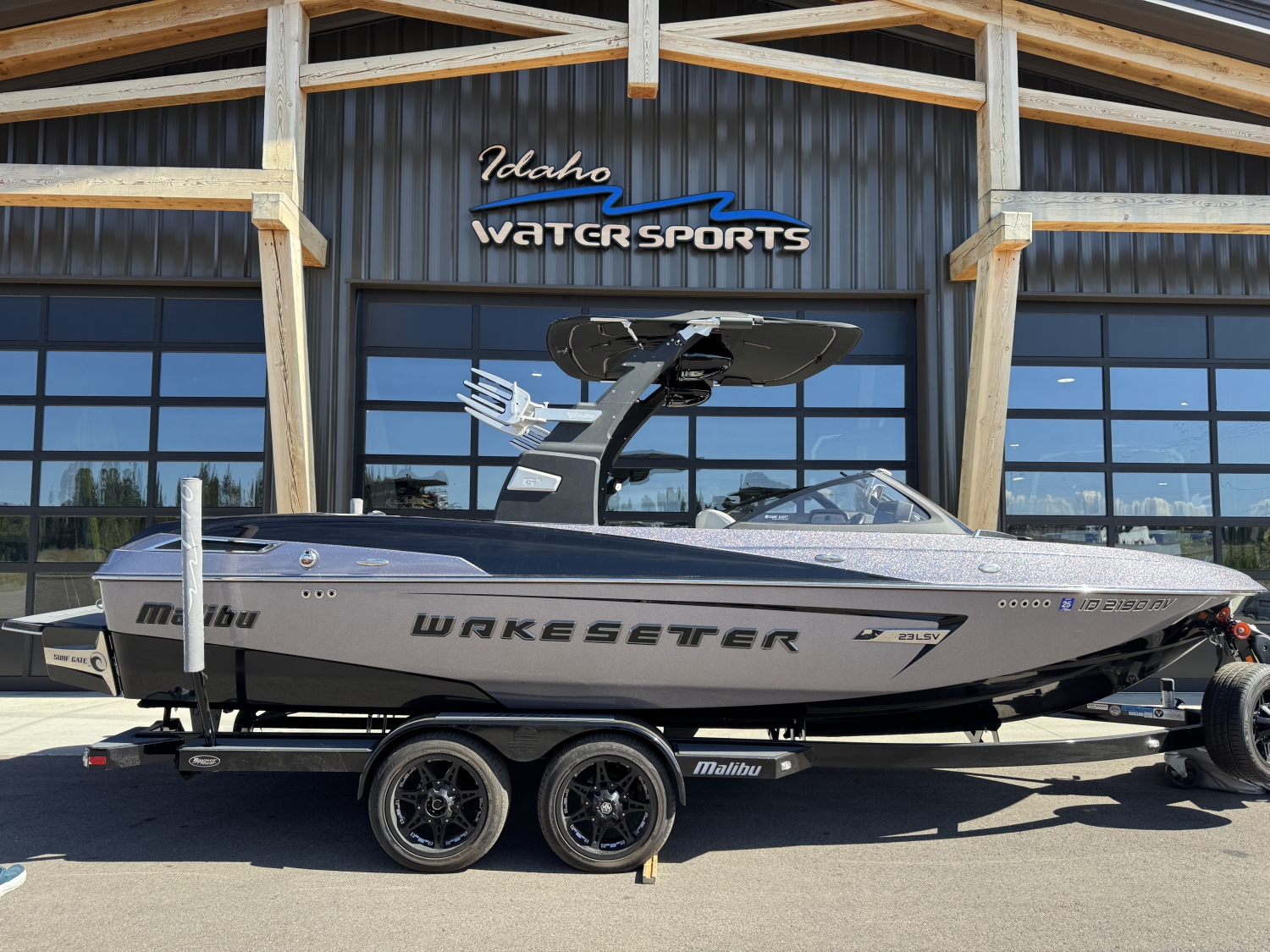 2015 Malibu 23 LSV