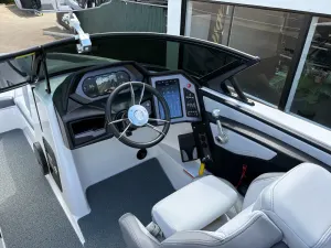 2023-mastercraft-x-star-137985-image12
