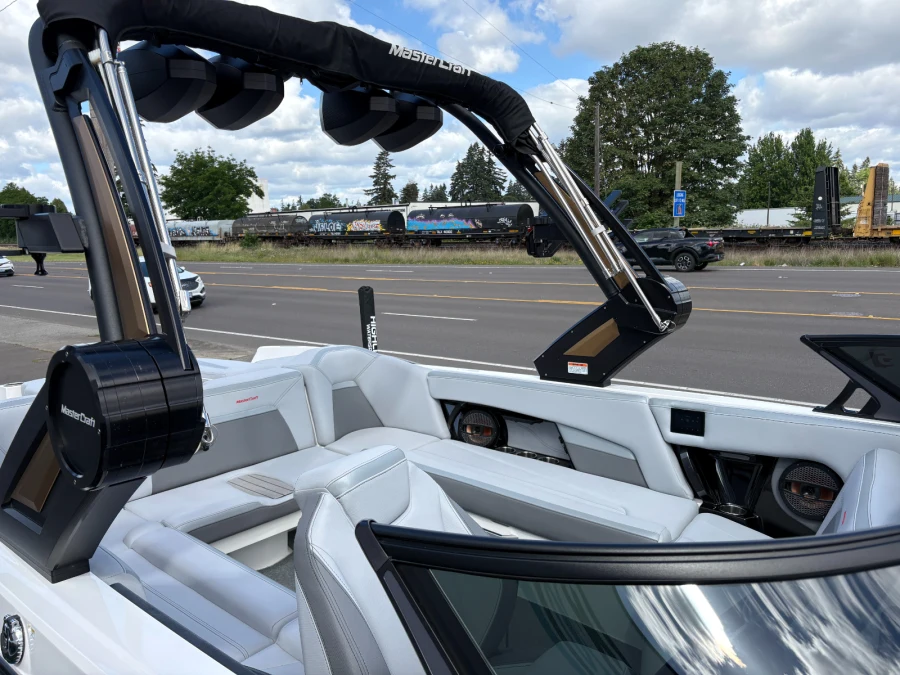 2023-mastercraft-x-star-137985-image20