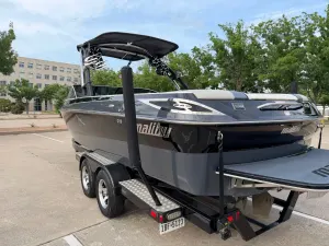 2010-malibu-wakesetter-247-lsv-137986-image6.webp
