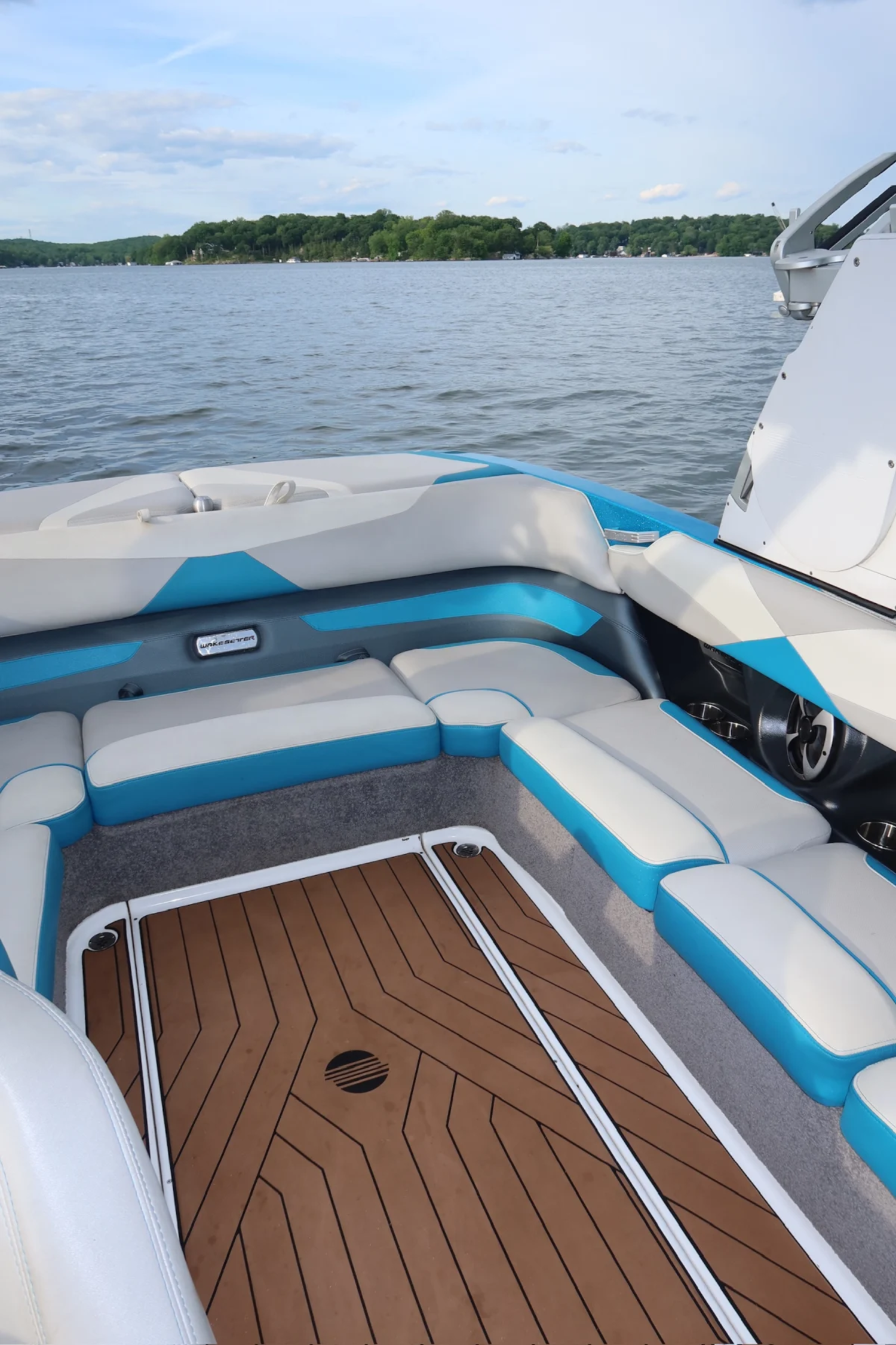 2017 Malibu Boats Wakesetter 23 LSV