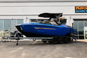 2027-mastercraft-x23-139167-image1.webp