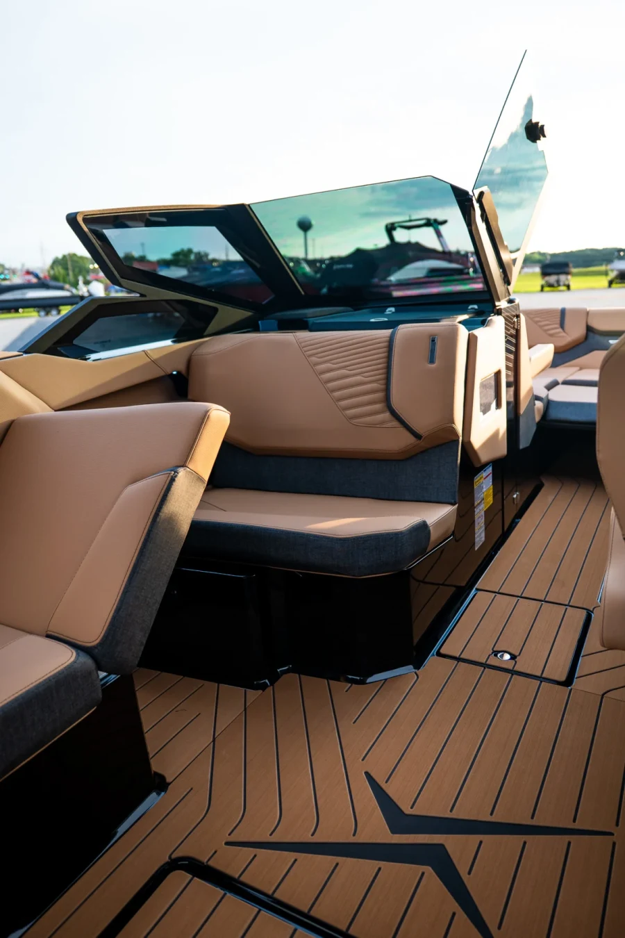 2027-mastercraft-x23-139167-image14.webp