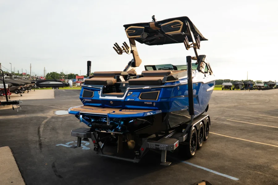 2027-mastercraft-x23-139167-image3.webp