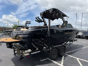 2025-mastercraft-x24-139183-image5.webp