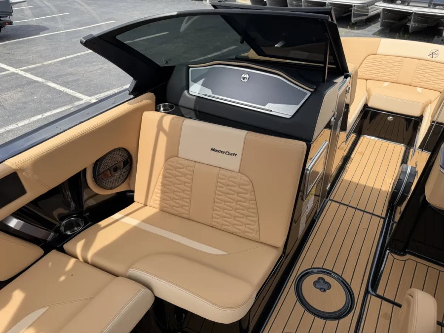 2025-mastercraft-x24-139183-image8.webp