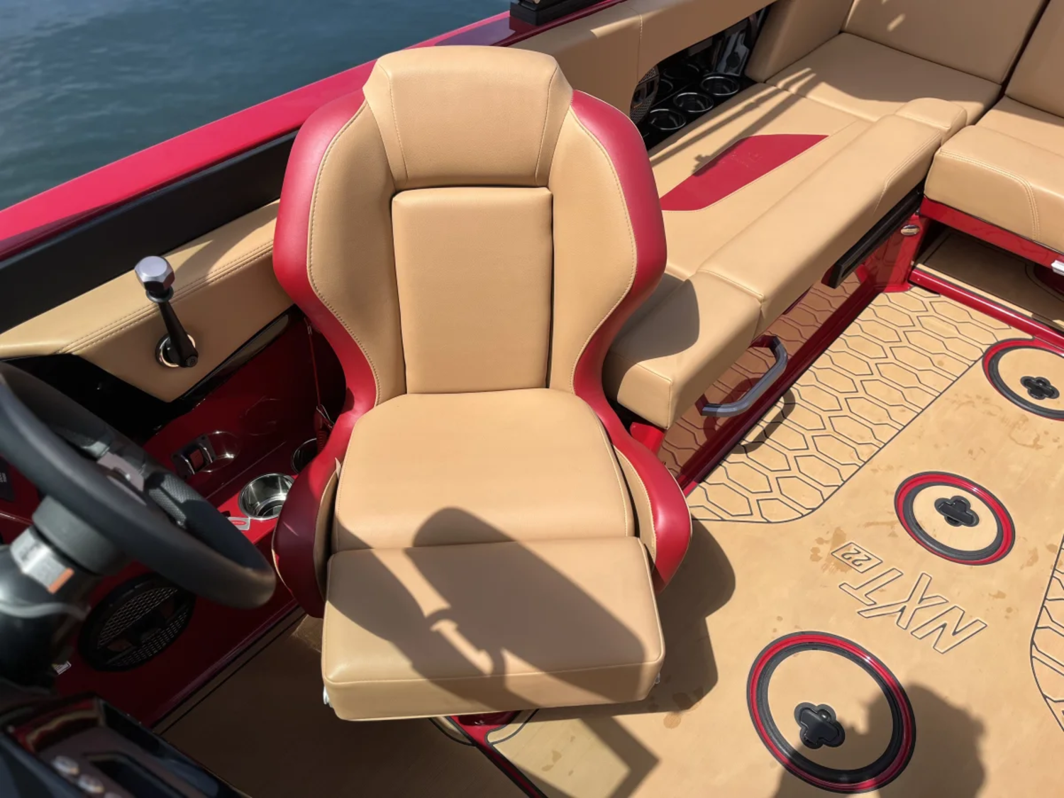 2024 MasterCraft NXT22