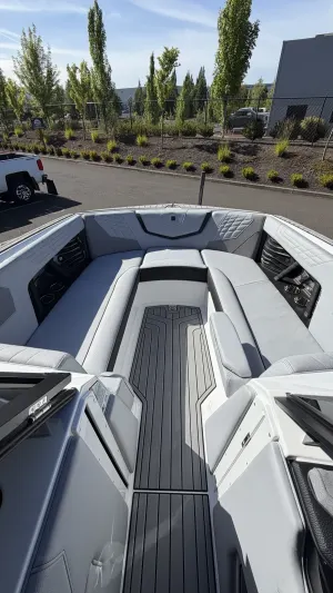 2024-nautique-g25-139194-image4.webp