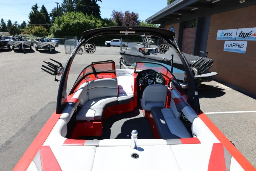 2011-moomba-mobius-xlv-139202-image6.webp