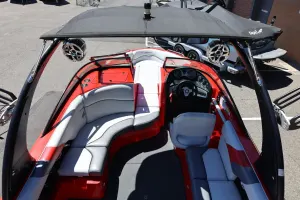 2011-moomba-mobius-xlv-139202-image9.webp