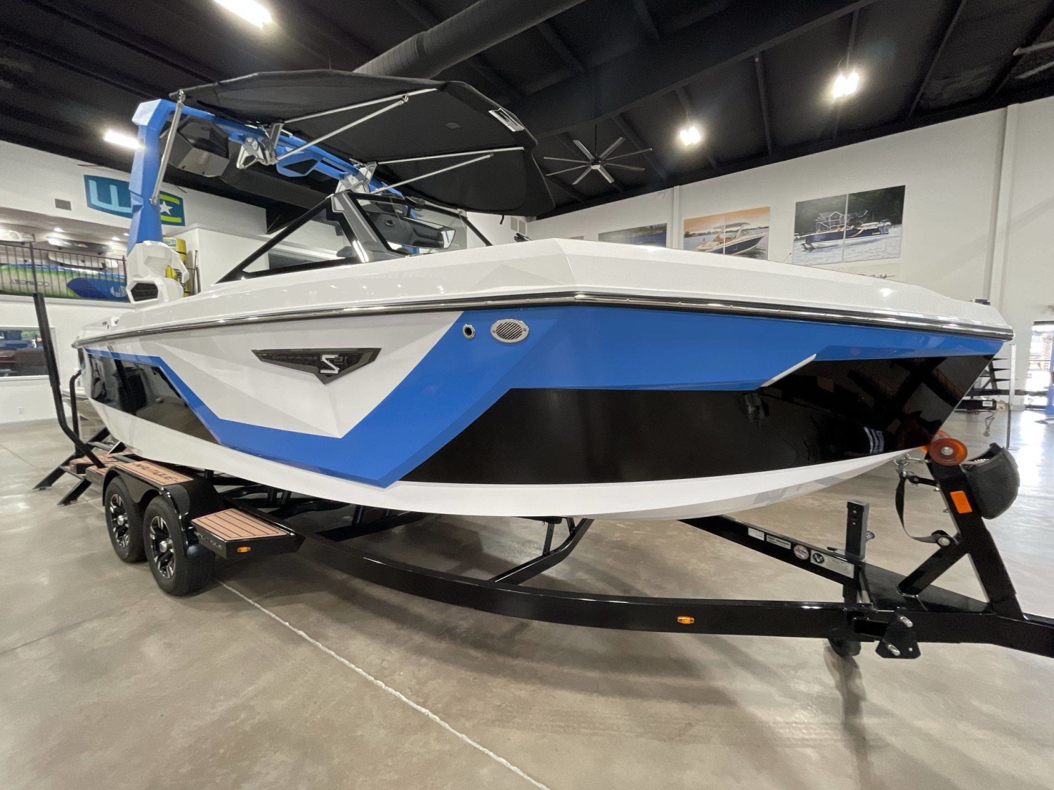 2026 Nautique S21