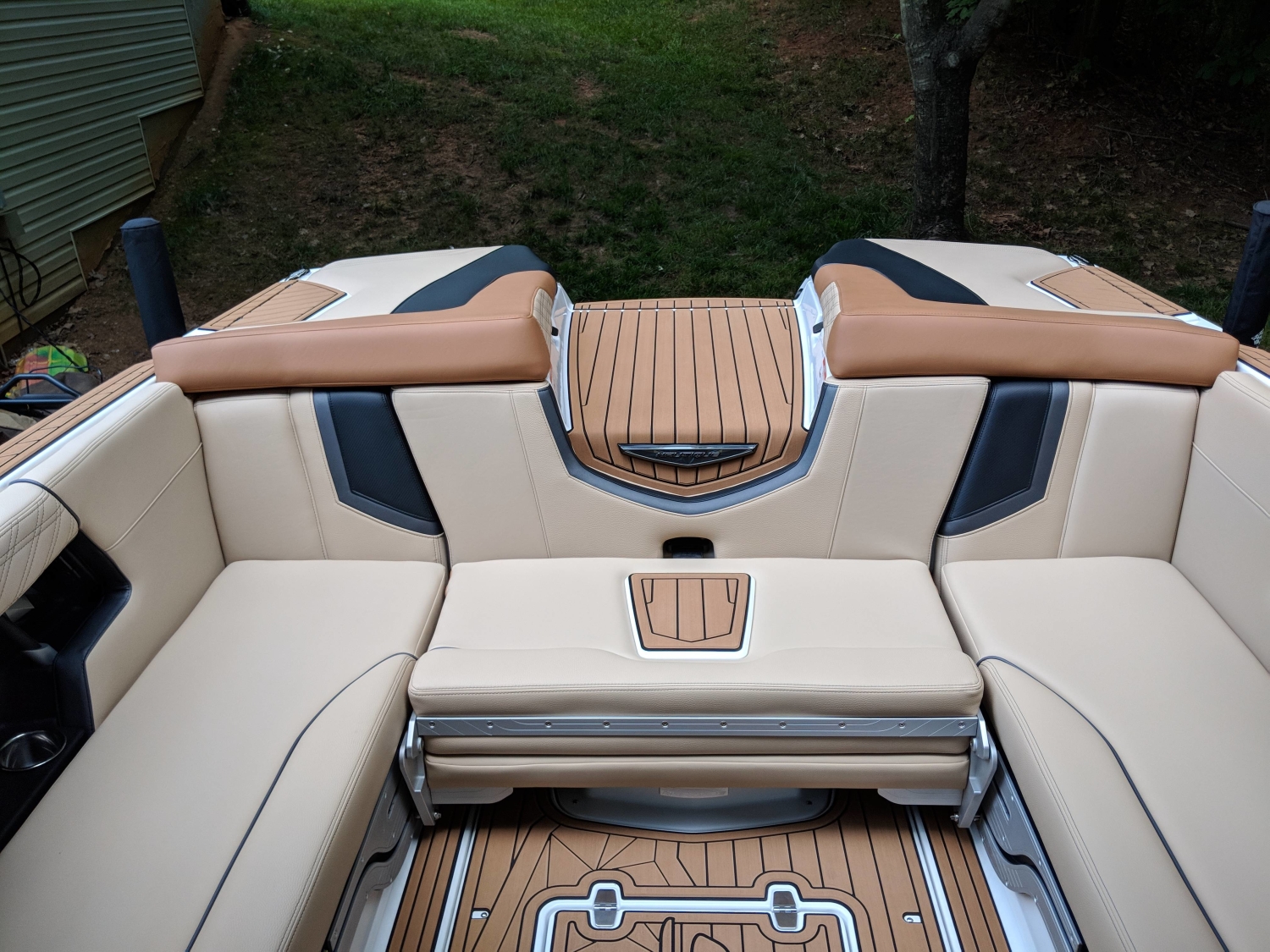 2018 Nautique G25