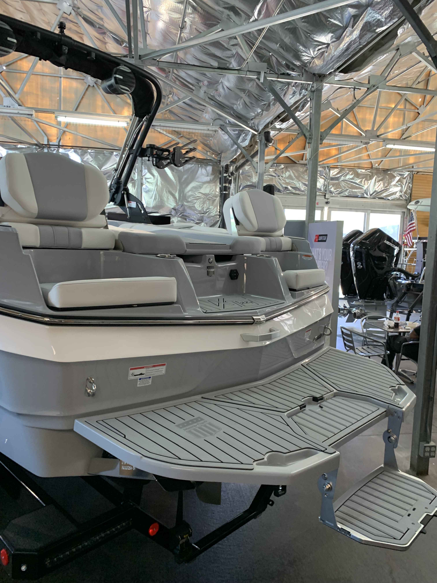 2026 MasterCraft XT22T