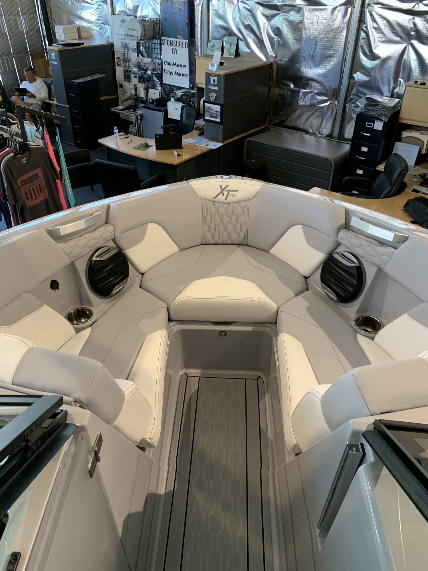 2026 MasterCraft XT22T