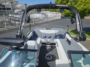 2026-mastercraft-nxt23-139219-image8