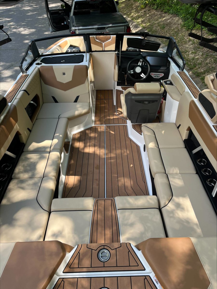 2025-nautique-gs22-139222-image8