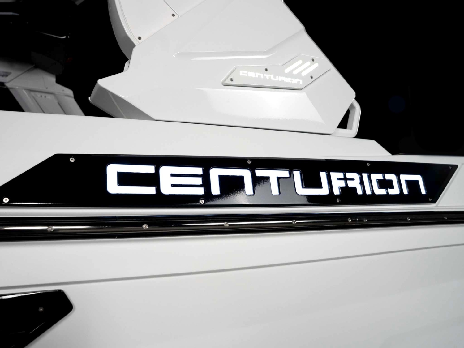 2026 Centurion Boats Ri245