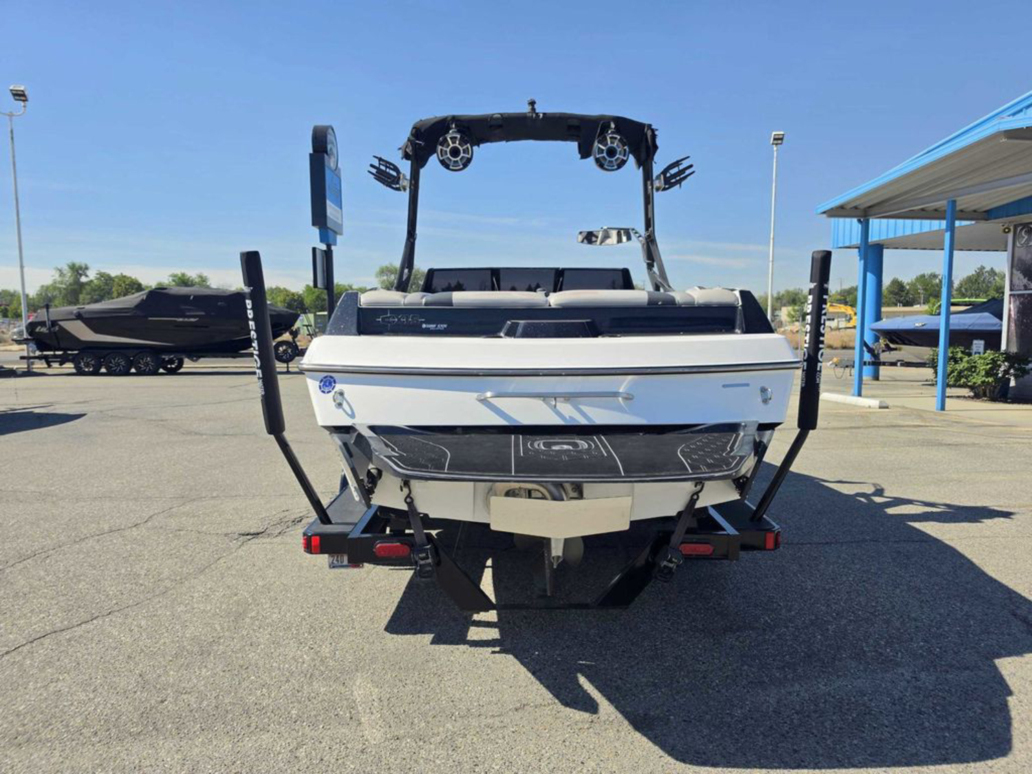 2015 Axis Wake Research A22