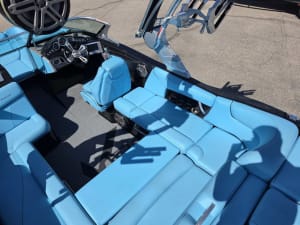 2017-mastercraft-x23-139230-image12