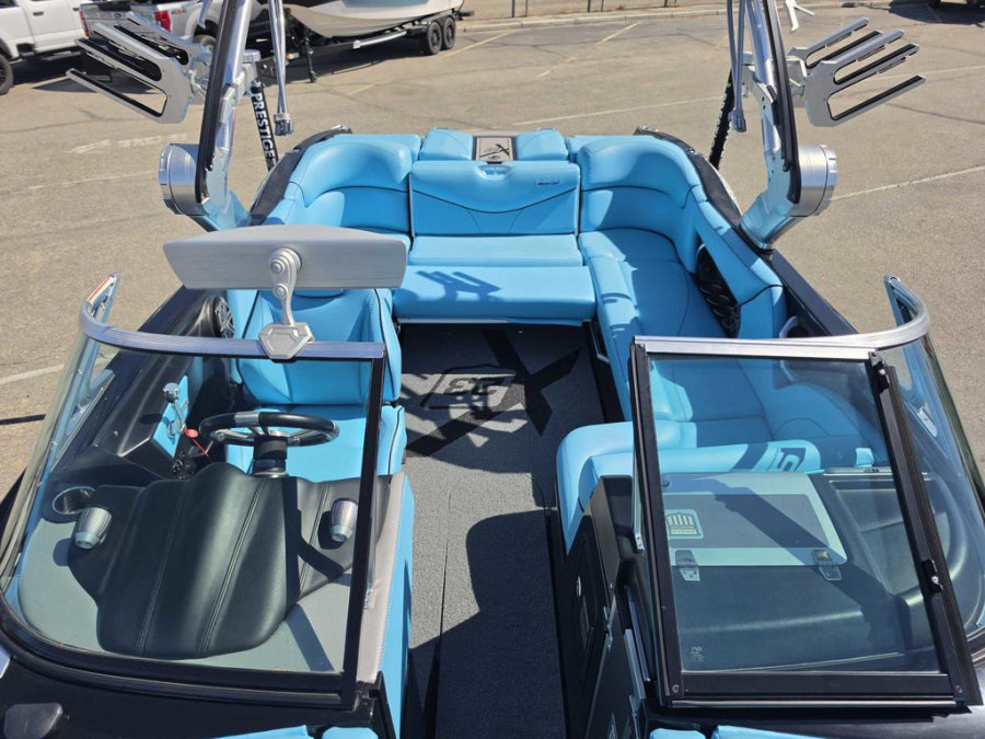 2017-mastercraft-x23-139230-image17