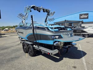 2017-mastercraft-x23-139230-image6