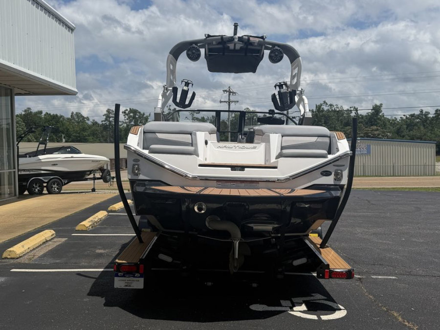 2021-nautique-g23-139233-image4